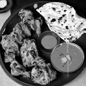 Kashmiri & Teja Mirchi Murgh Tikka