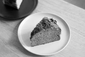 Banana Walnut Cake Slice