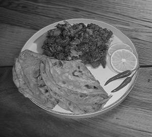 Chicken Masala Egg Roti
