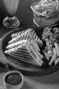 Veg  Grilled Sandwich