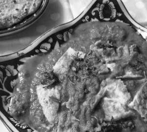 Roti [4 pieces] with double egg omlette curry