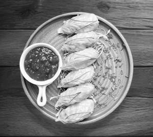 Veg Steam Momo's (6 pcs)