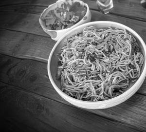 Schezwan veg noodles