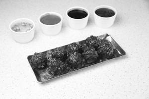 Veg Schezwan (8 Pcs)