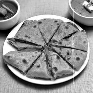 Special Prashant Roll Lachha Paratha