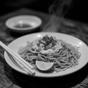 Egg Hakka Noodles