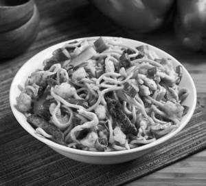 Egg Chicken Noodles