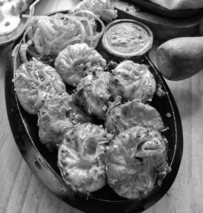 Tandoori Momos [6 Pieces]