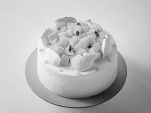 Fresh Mango Cream Cake