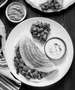 Paneer podi dosa