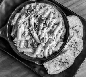 Cheesy pasta