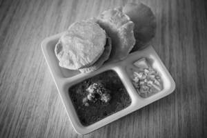 Puri (2 Pieces)