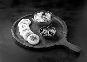 Hummus and Pita