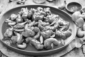 Cashew chicken(half)