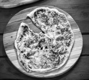 Paneer Stuffed Naan