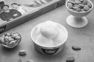 Gur Rasgulla [ 4pc ]