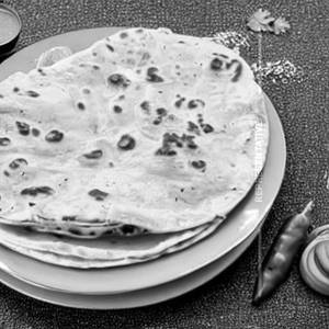 Kuzhambu parotta (curry parotta)