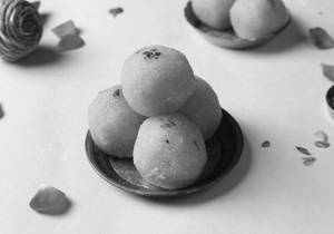 Motichoor Laddu