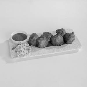 Truffle Cottage Cheese Naan Bomb (200 Gms)