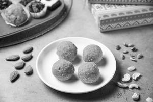 Besan Laddoo