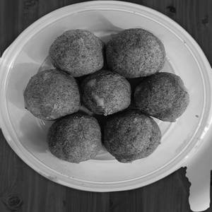 Natural Brown Sugar Thinai Laddu [150 Gm] box