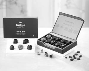 Elements Reimagined - Nature Inspired Dark Chocolate [10 Pralines]