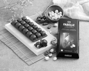 Hazelnut Mousse Bar - Centre filled Milk Chocolate