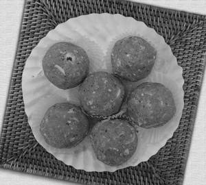Methi Ladoo Jaggery