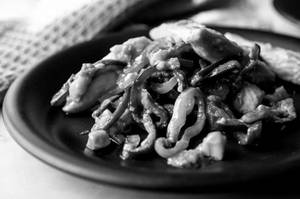 Sliced Chicken In Green Pepper Dry