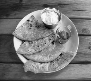 Aloo paratha+Achar