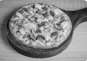 Tandoori Paneer Pizza