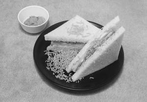 Bhujiya Cheese Mayo Sandwich