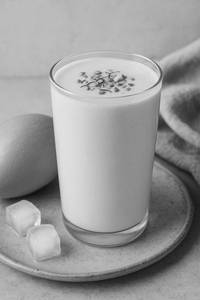 Mango Lassi (350ml)