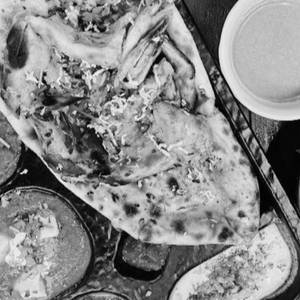 Tandoori Paneer Parantha