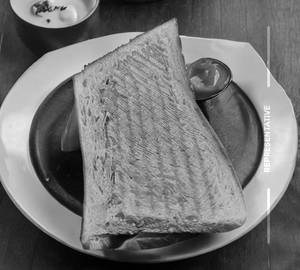 Aloo      matar sandwich