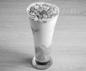 Fruit & Nut Lassi