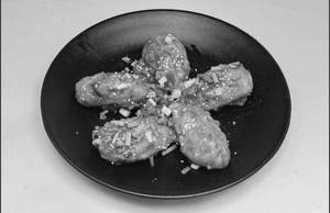 Pan fried momo [5 pieces]