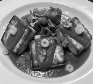 Paneer Green Garlic