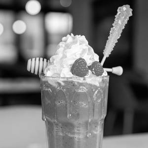 Fig Red Honey Shake