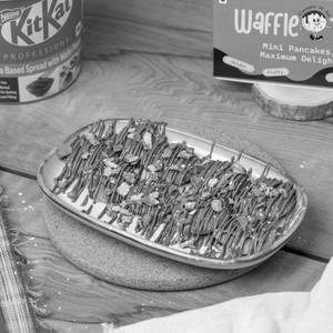 Kitkat Crunch Mini Pancakes