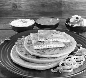 Paneer Paratha+Achar