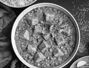Matar Paneer