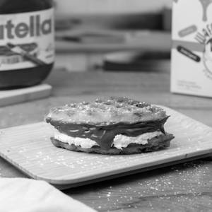 Nuttela Cheese Cake Waffle