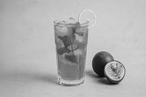 Passion fruit iced tea