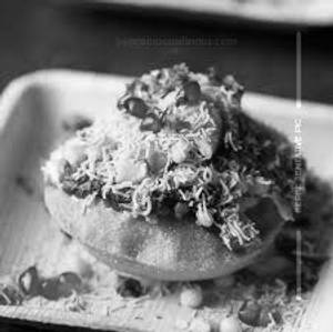 Raj kachori chat                                                  