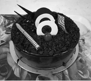 Chocolate crunch cake (500g)