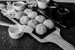 Veg Golden Fried Momos