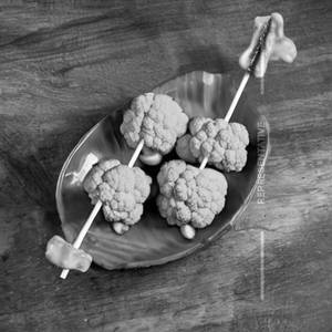 Veg lollypop   [cauliflower]