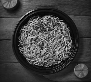 Chilli Garlic Veg Chowmein