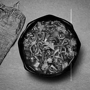 Black Chilli Pot Noodles  [Veg]